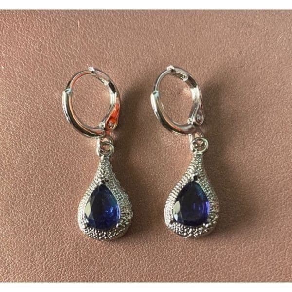 The Heirloom Blue Drop earring 925 and sapphire - Thumbnail 6