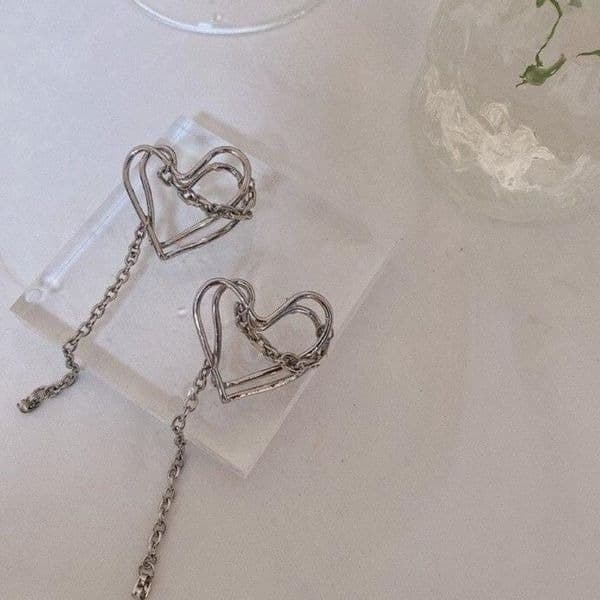 The Chain My Heart earrings with chain attached posts in 925 silver. - Image 1