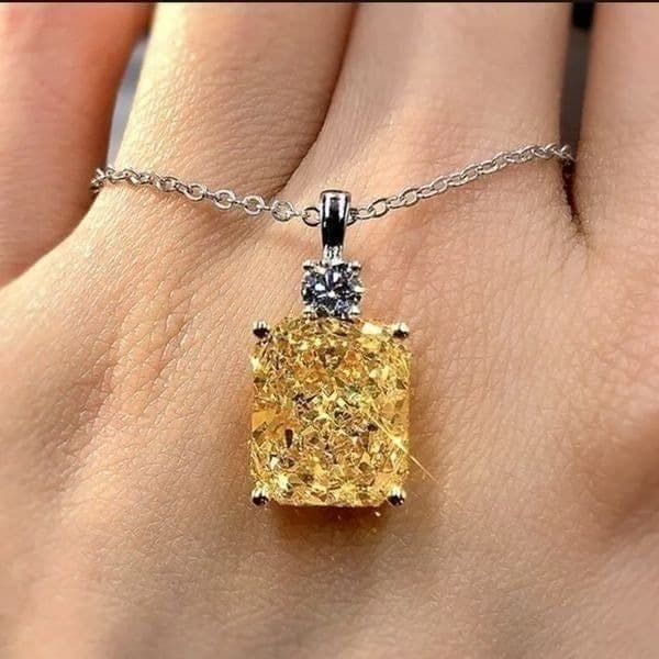 The Sun Shine pendant necklace in 925 and cubic zirconia - Image 1