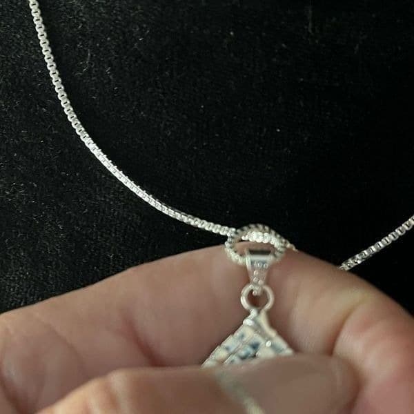 The Rhinestone Statement Pendant Necklace and drop earrings in 925 silver - Thumbnail 4