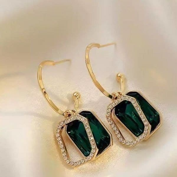 The Envy earring in gold - Thumbnail 3