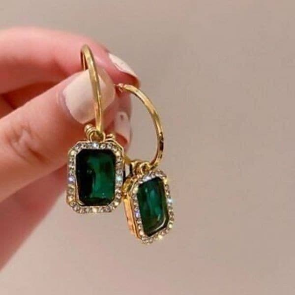 The Envy earring in gold - Thumbnail 2