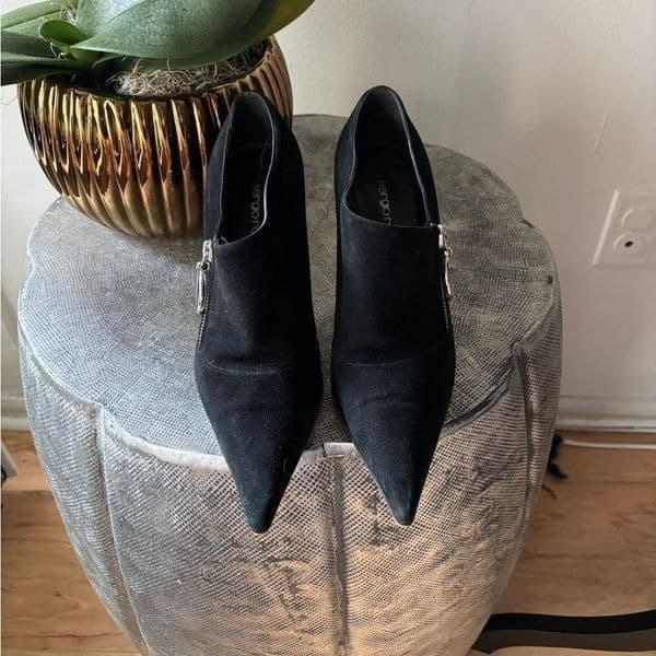 SERGIO ROSSI Ankle Bootie Black Suede Point Toe Slim Heel Zip O Ring 6.5 - Thumbnail 4