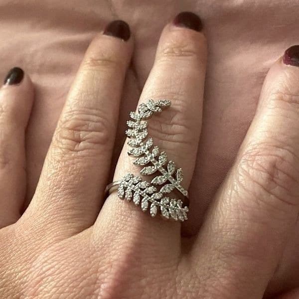 The Ivy Ring 925 Silver & cubic zirconia adjustable leaf ring - Thumbnail 4