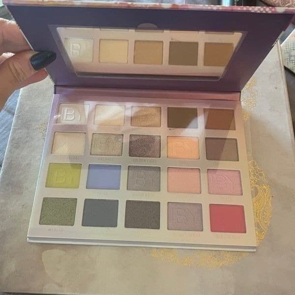 IBY BEAUTY Enlighten Eye Shadow Palette - Thumbnail 8