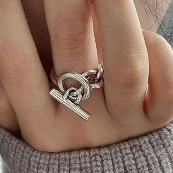 The Toggle Oversized Statement Ring in 925 silver - Image 1