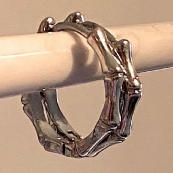 The Bamboo Beauty Dainty hoop earrings in 925 silver - Thumbnail 5