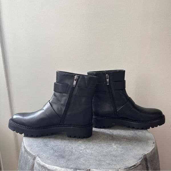 Nordstrom Black Macombs Water Resistant Moto Boot sz 6.5 - Thumbnail 5