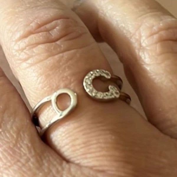 The Bling Safety Pin Ring luxury adjustable in 925 and cubic zirconia. - Thumbnail 2