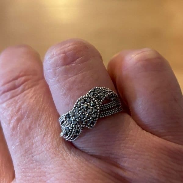 Floating Vintage heart ring in sterling silver sz 6 - Thumbnail 9