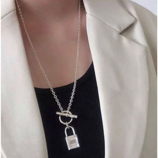 The Lock It Down Long silver necklace with lock and toggle closure - Image 1