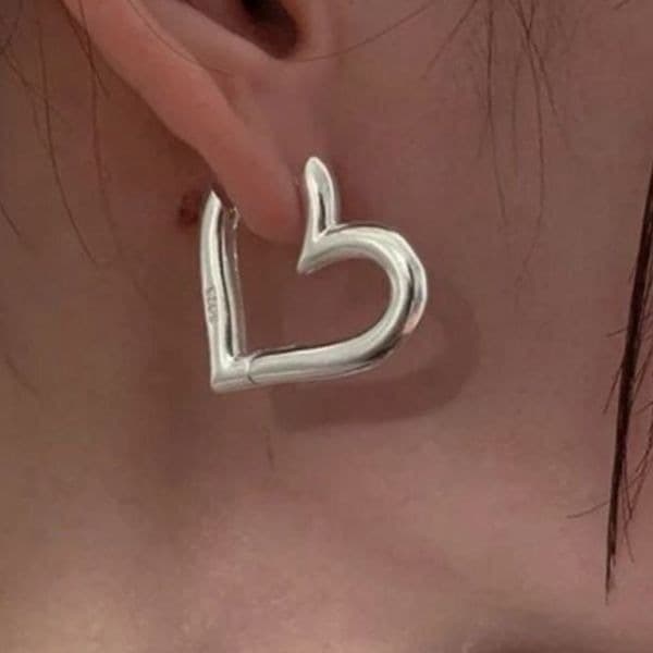 The Statement Heart earrings hoop huggie in 925 silver - Thumbnail 2