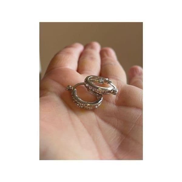 The Dainty Pink Hoop Earrings in cubic zirconia and 925 - Thumbnail 7