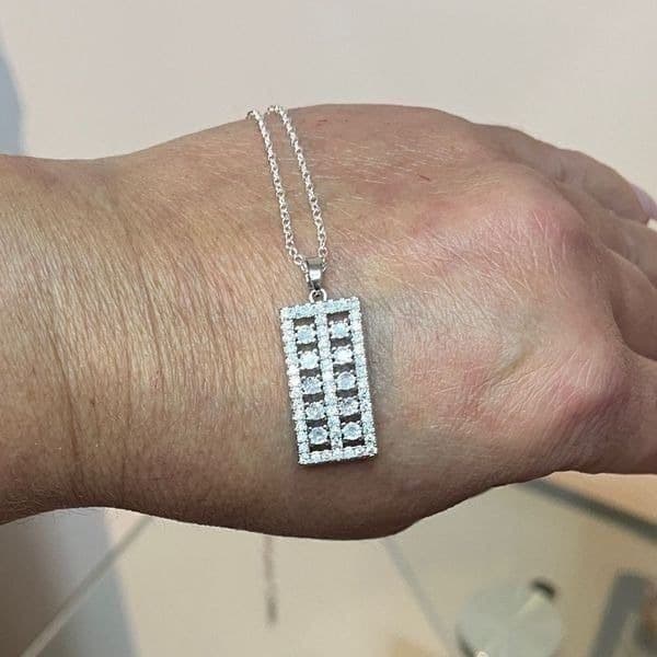 The Ravishing Rectangle pendant necklace in 925 silver and cubic zirconia - Thumbnail 8