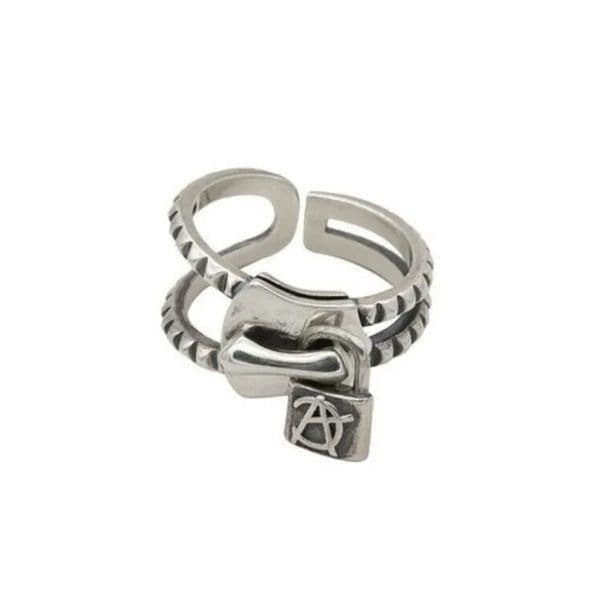 The Zip Me Up Ring with zipper detail in 925 silver - Thumbnail 5