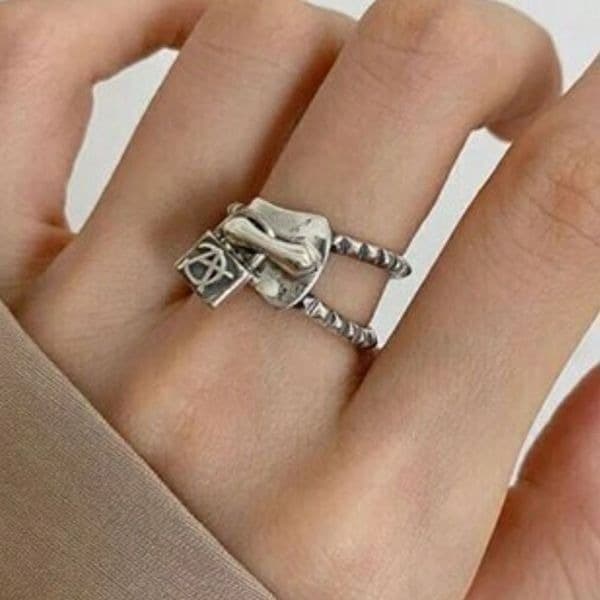 The Zip Me Up Ring with zipper detail in 925 silver - Image 1