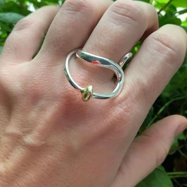Restock! The Extra Abstract statement ring in 925 and gold plating. - Thumbnail 10