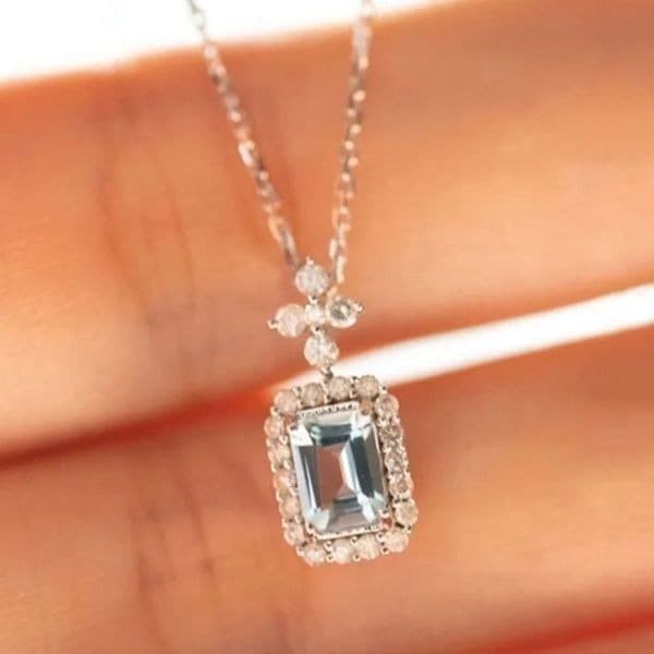 The Atlantis Aquamarine Pendant Necklace in 925 silver and lab created stones - Thumbnail 2