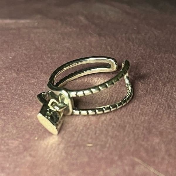The Zip Me Up Ring with zipper detail in 925 silver - Thumbnail 7