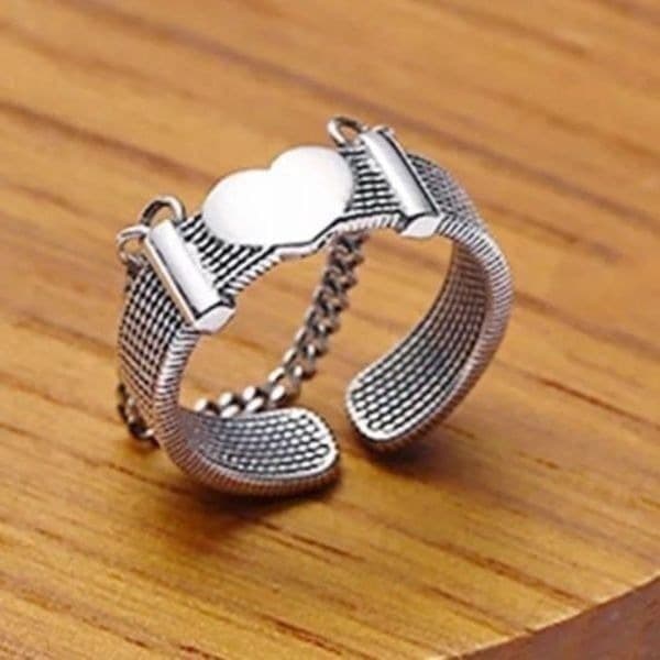 The Unchain My Heart Ring in antiqued Tibetan Silver 925 - Thumbnail 6