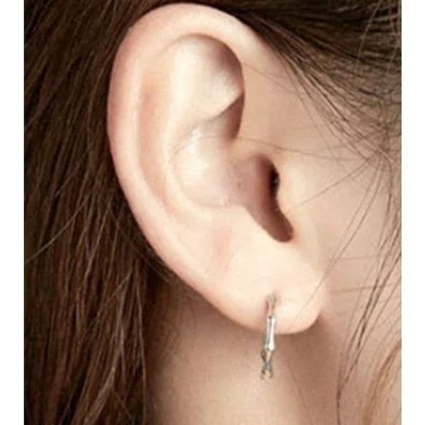 The Bamboo Bae 925 silver dainty huggie, hoop earrings - Thumbnail 6