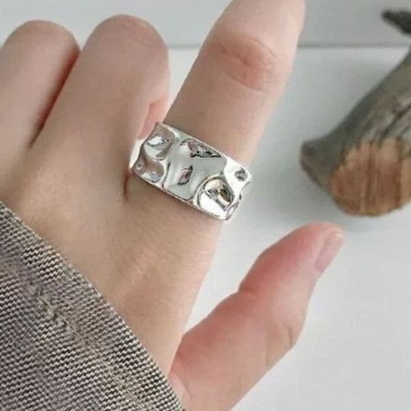 The Hammered Ring 925 adjustable silver band ring - Image 1