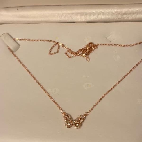 Elegant Butterfly Pendant Necklace - Thumbnail 7