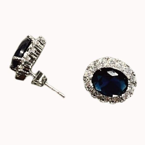 The Spencer Earring’s in white and blue Sapphire - Thumbnail 3