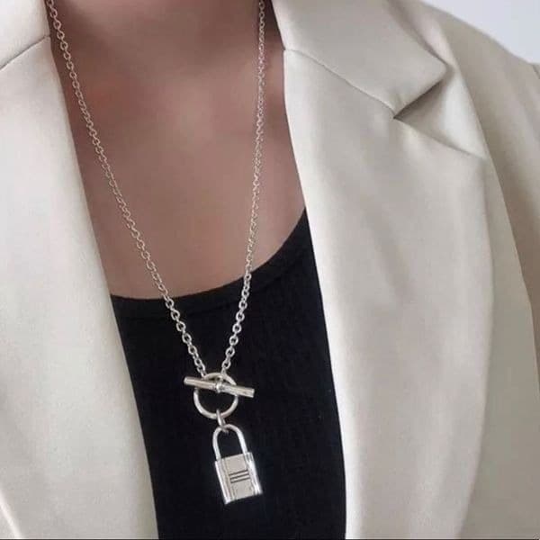 The Lock It Down Long silver necklace with lock and toggle closure - Image 1