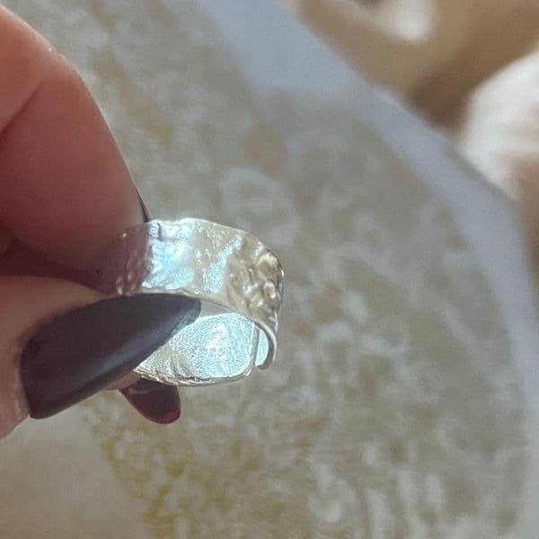 The Texture Band Ring in silver - Thumbnail 5