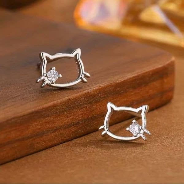 The dainty kitty earrings in 925 - Image 1