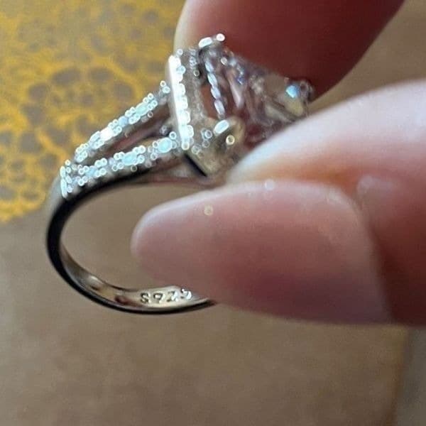 The Upgrade Ring 6 Carat statement engagement cocktail ring in 925 silver sz 6 - Thumbnail 12