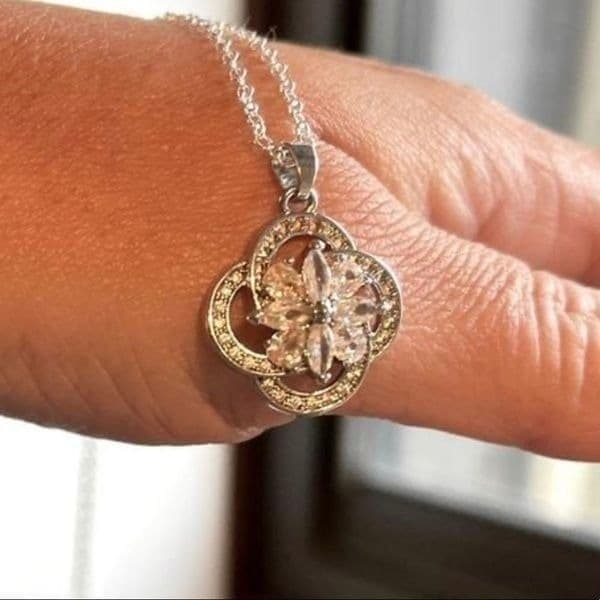 The Swirl 925 and Cubic zirconium estate inspired pendant necklace - Thumbnail 7