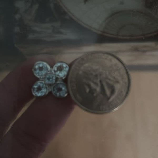 Vintage silver tone earrings with light blue stones - Thumbnail 7
