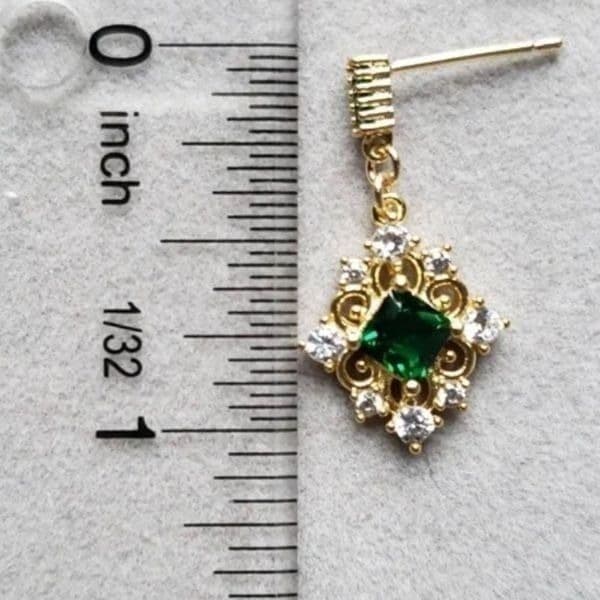 The Green Genesis Earring in gold - Thumbnail 4