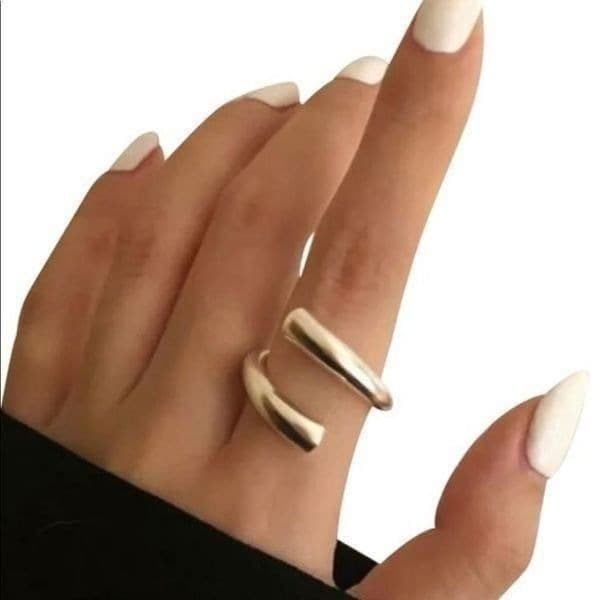 The Axis 925 adjustable modern statement ring - Image 1