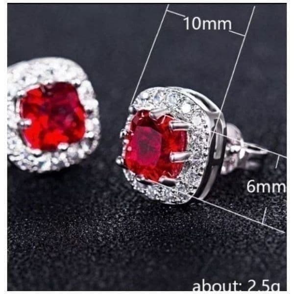 The Classical zircon studs in Sterling Silver - Thumbnail 4