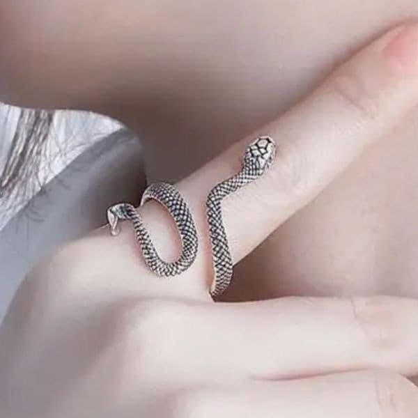 The Python Wrap Around Adjustable ring in 925 Silver - Thumbnail 3