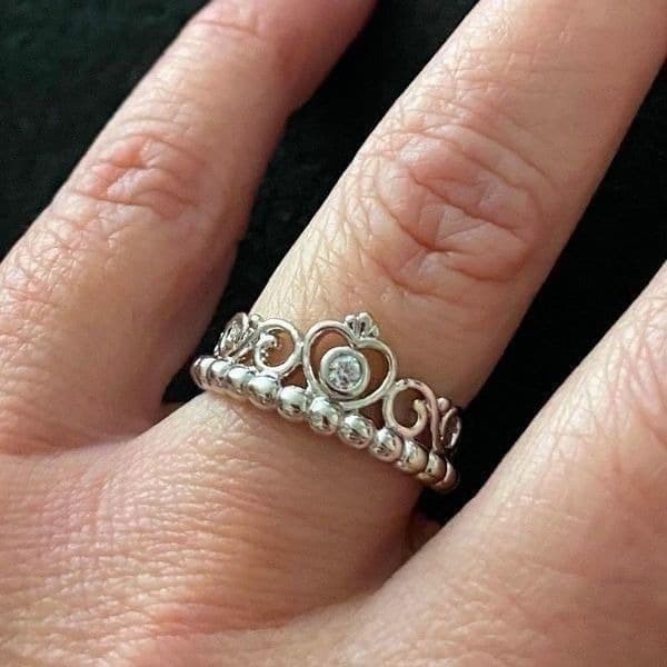 The Grace Kelly Sterling silver Princess ring w cubic zirconia sz 7 - Thumbnail 2