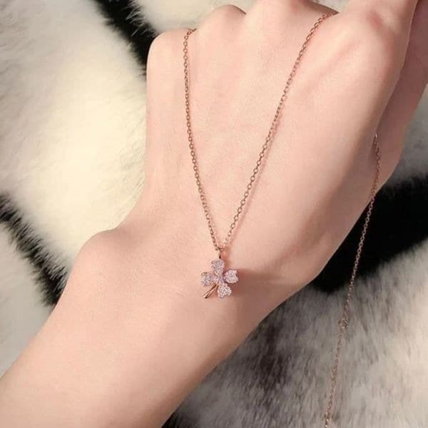 The Lucky Charm Pendant necklace in 18k rose gold over silver - Thumbnail 3
