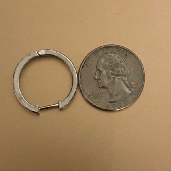 The Dramatic Hoop in cubic zirconia in 925 - Thumbnail 3