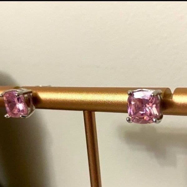 The Minimalist Pink Stud earrings in silver and cubic zirconia - Thumbnail 5