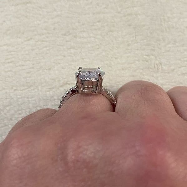The Oval Glorious Day Engagement ring in 925 silve size 9 - Thumbnail 10