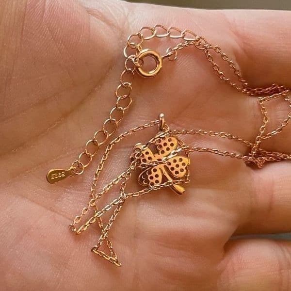 The Lucky Charm Pendant necklace in 18k rose gold over silver - Thumbnail 10