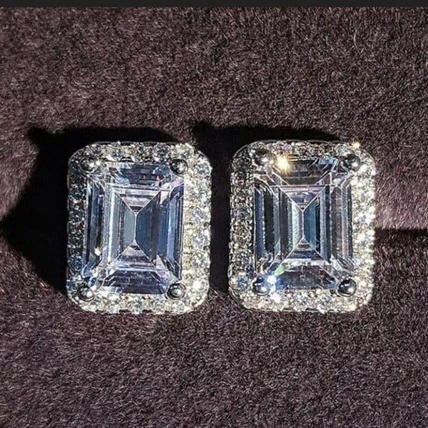 The City emerald cut 925 stud earrings - Image 1