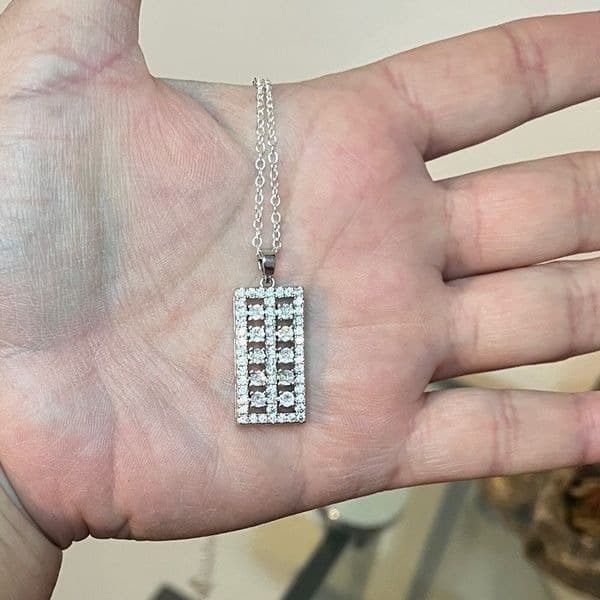 The Ravishing Rectangle pendant necklace in 925 silver and cubic zirconia - Thumbnail 4