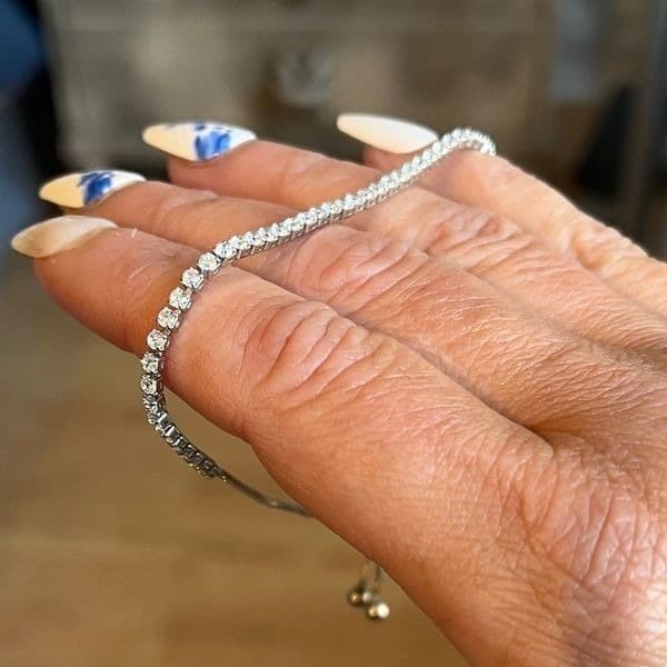 The Modern Classic Tennis Bracelet with cubic zirconia and 925 - Thumbnail 11