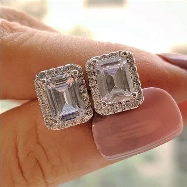 The City emerald cut 925 stud earrings - Thumbnail 2