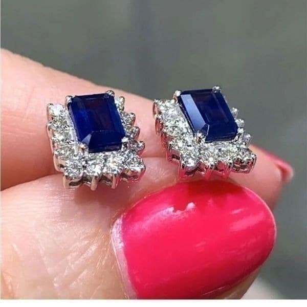 The Royal Blue Elegant stud earrings in 925 silver and cubic zirconia - Thumbnail 3