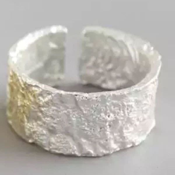 The Texture Band Ring in silver - Image 1